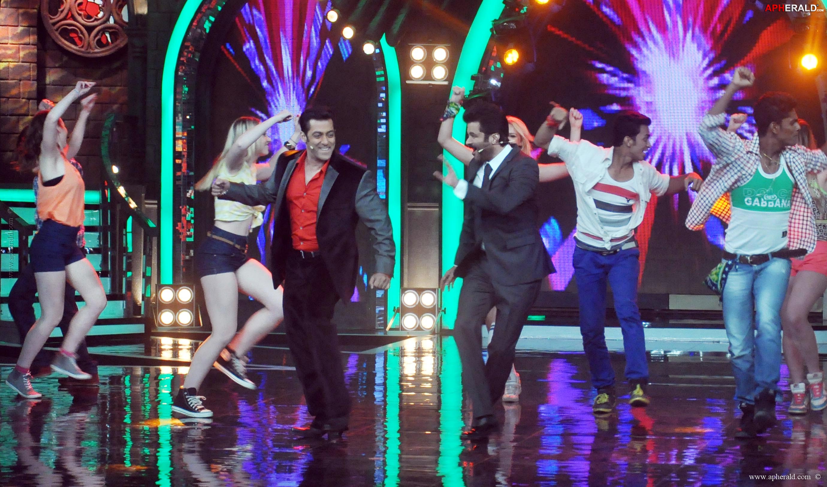 Anil Kapoor on the sets of Bigg Boss 7