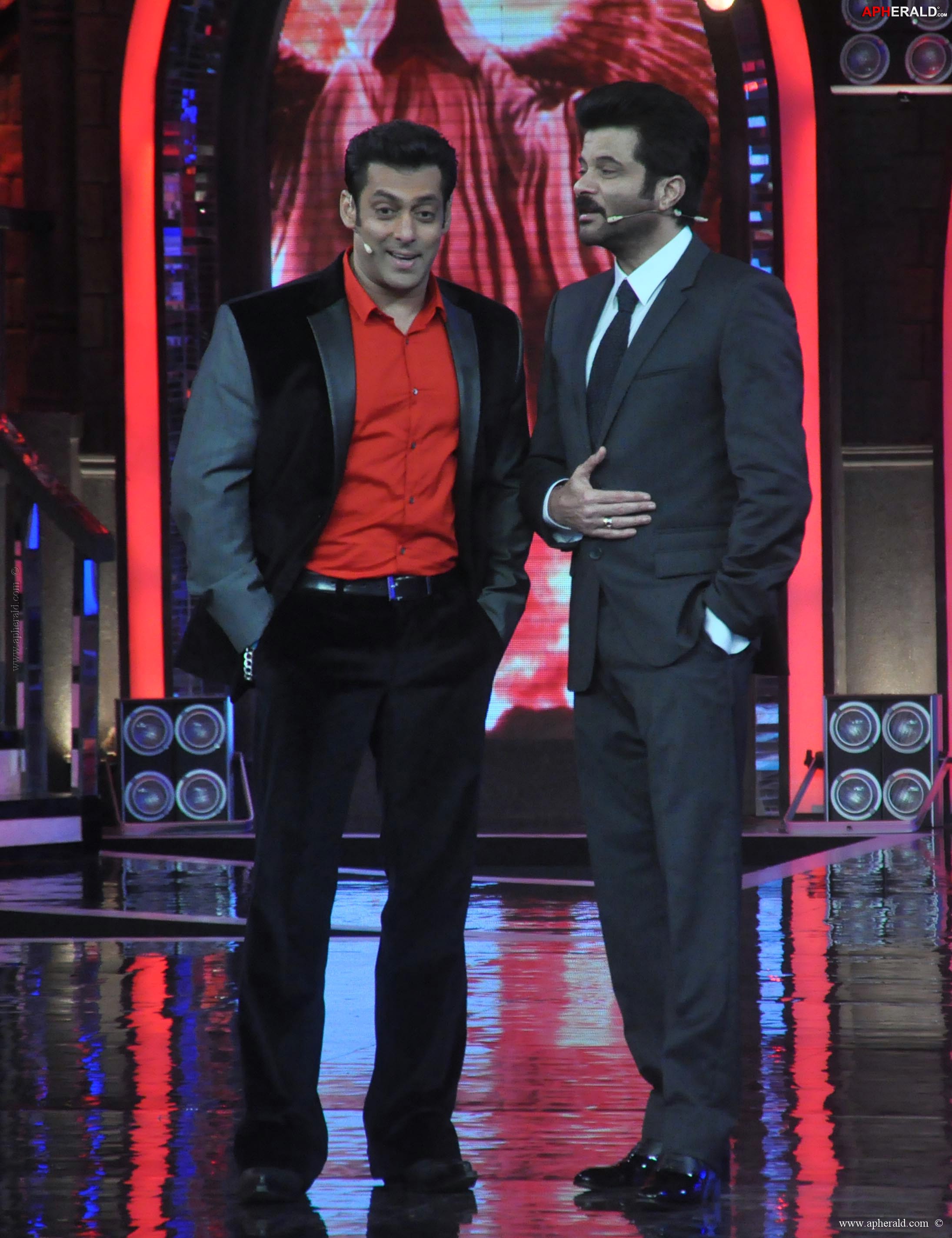 Anil Kapoor on the sets of Bigg Boss 7