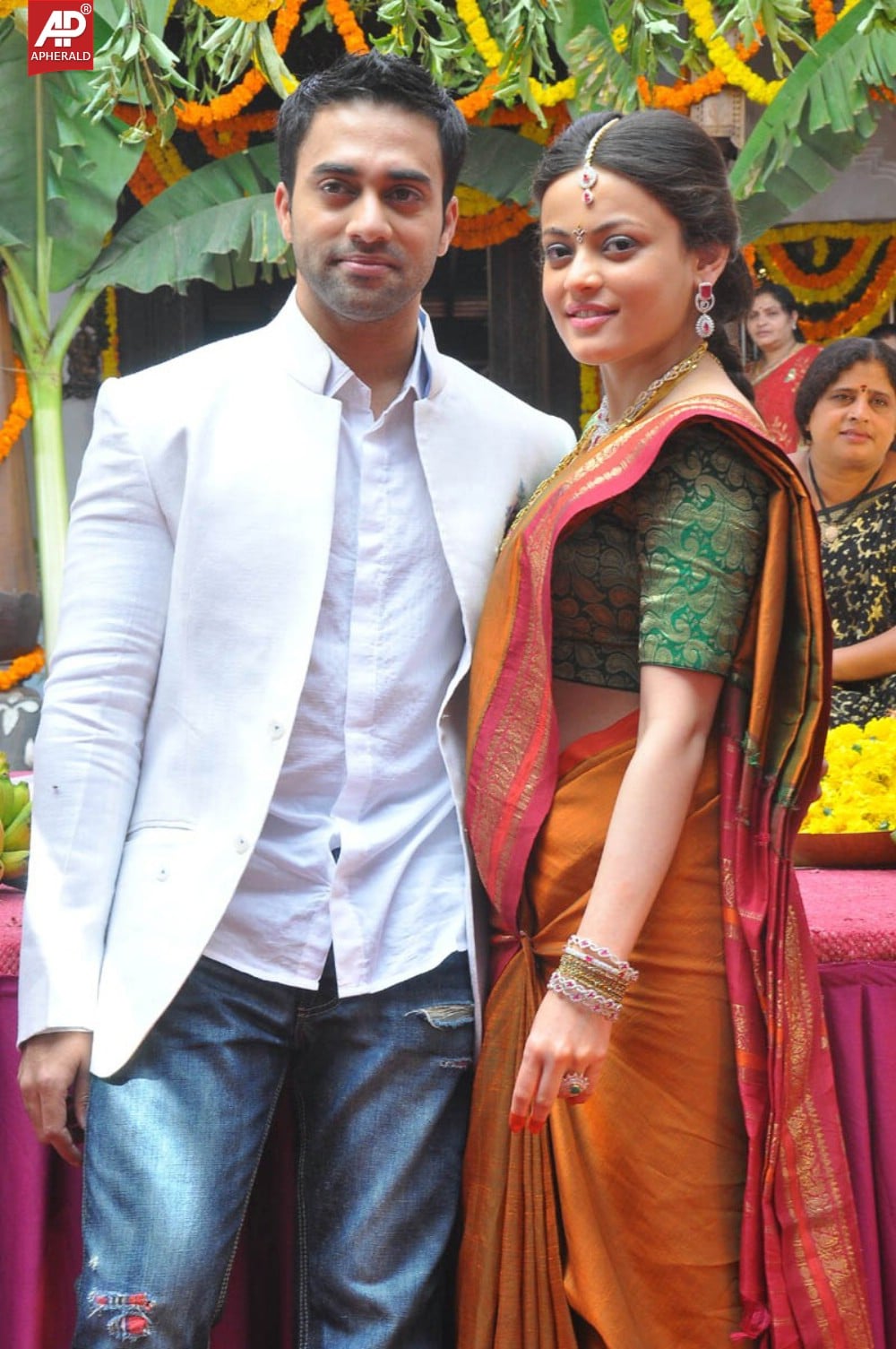 Antha Nee Mayalone Movie Shooting Stills