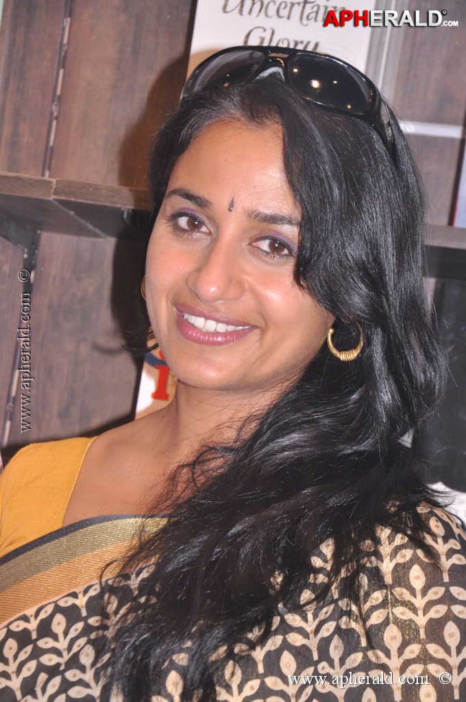 Anu Hasan Launches Starmark Store