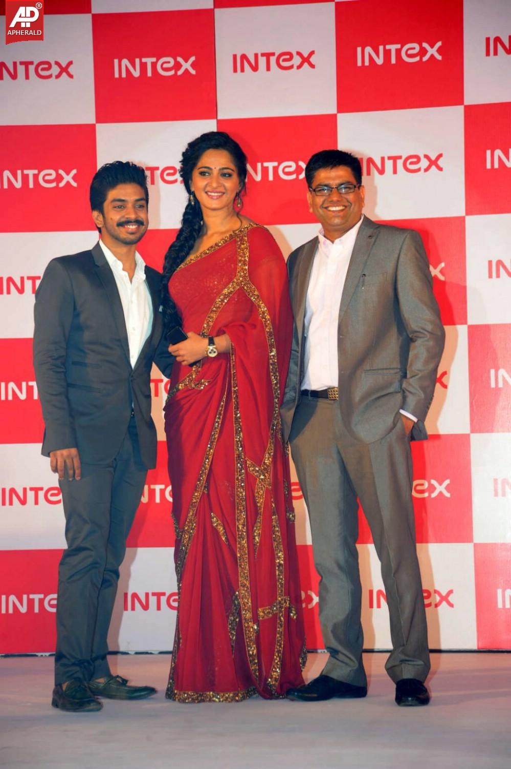 Anushka Launches INTEX Aqua Smartphone