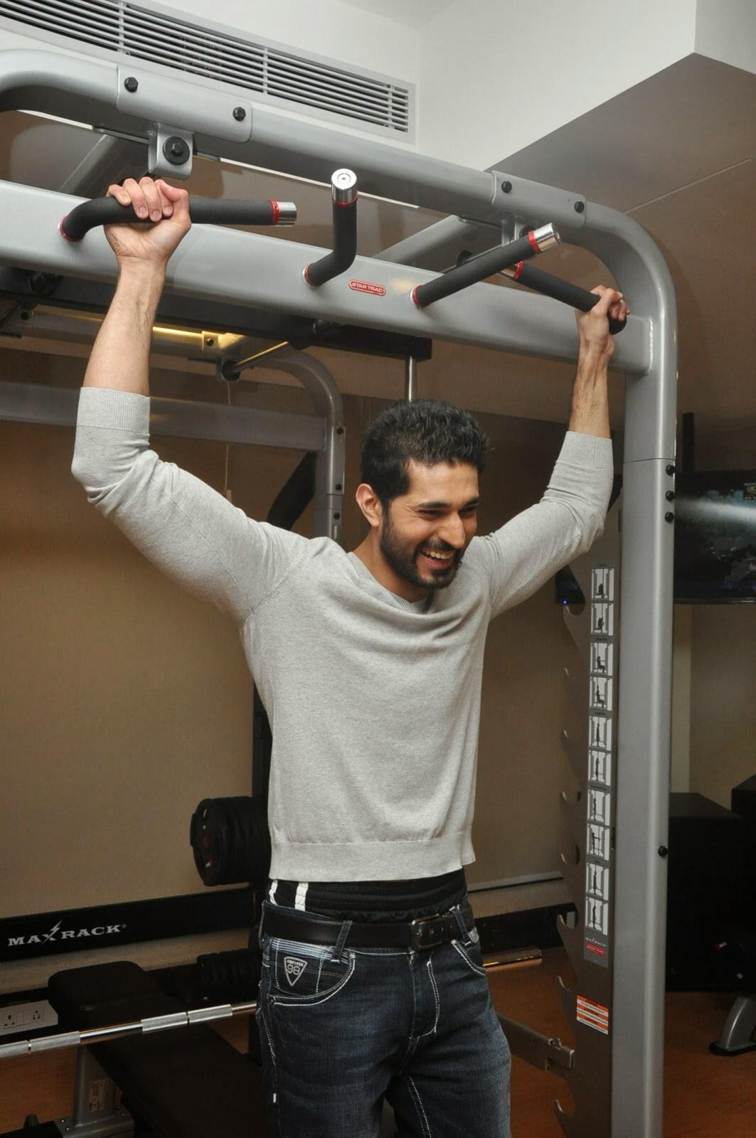 Aravind Krishna at Gold Gym Launch Photos