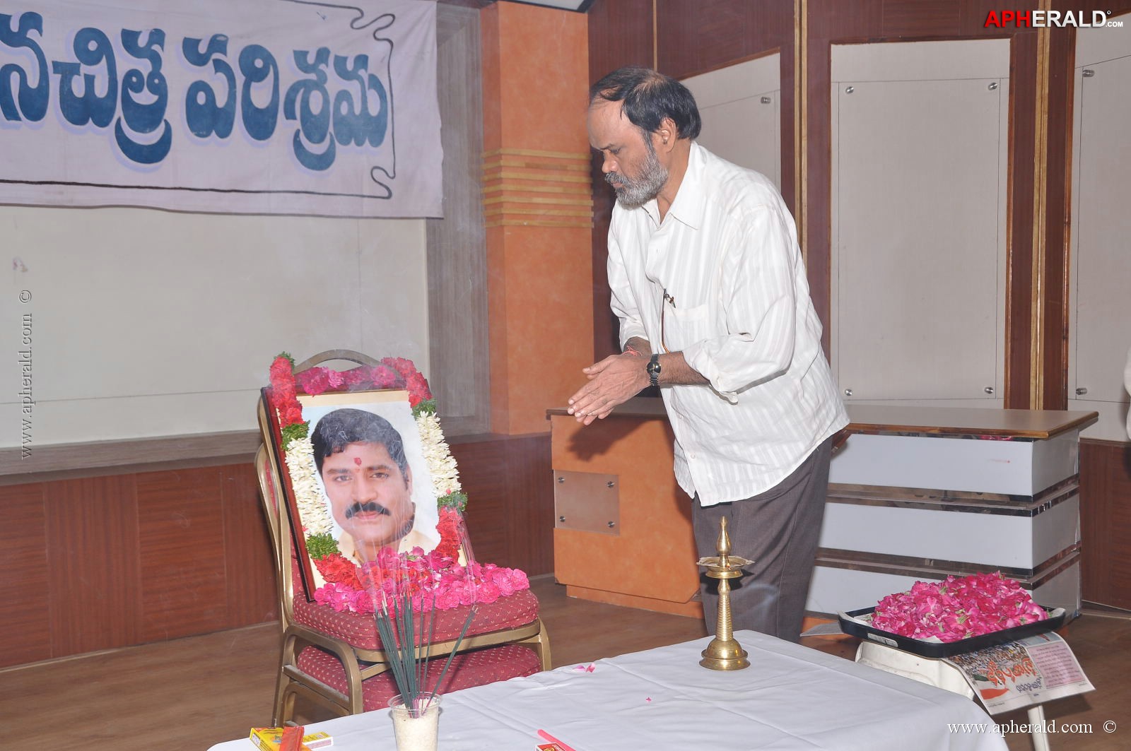 Artists association Condolences to Srihari