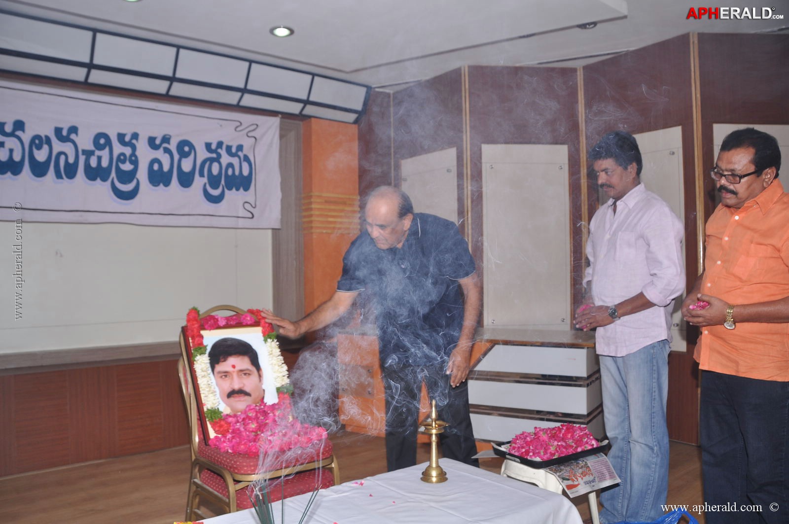 Artists association Condolences to Srihari