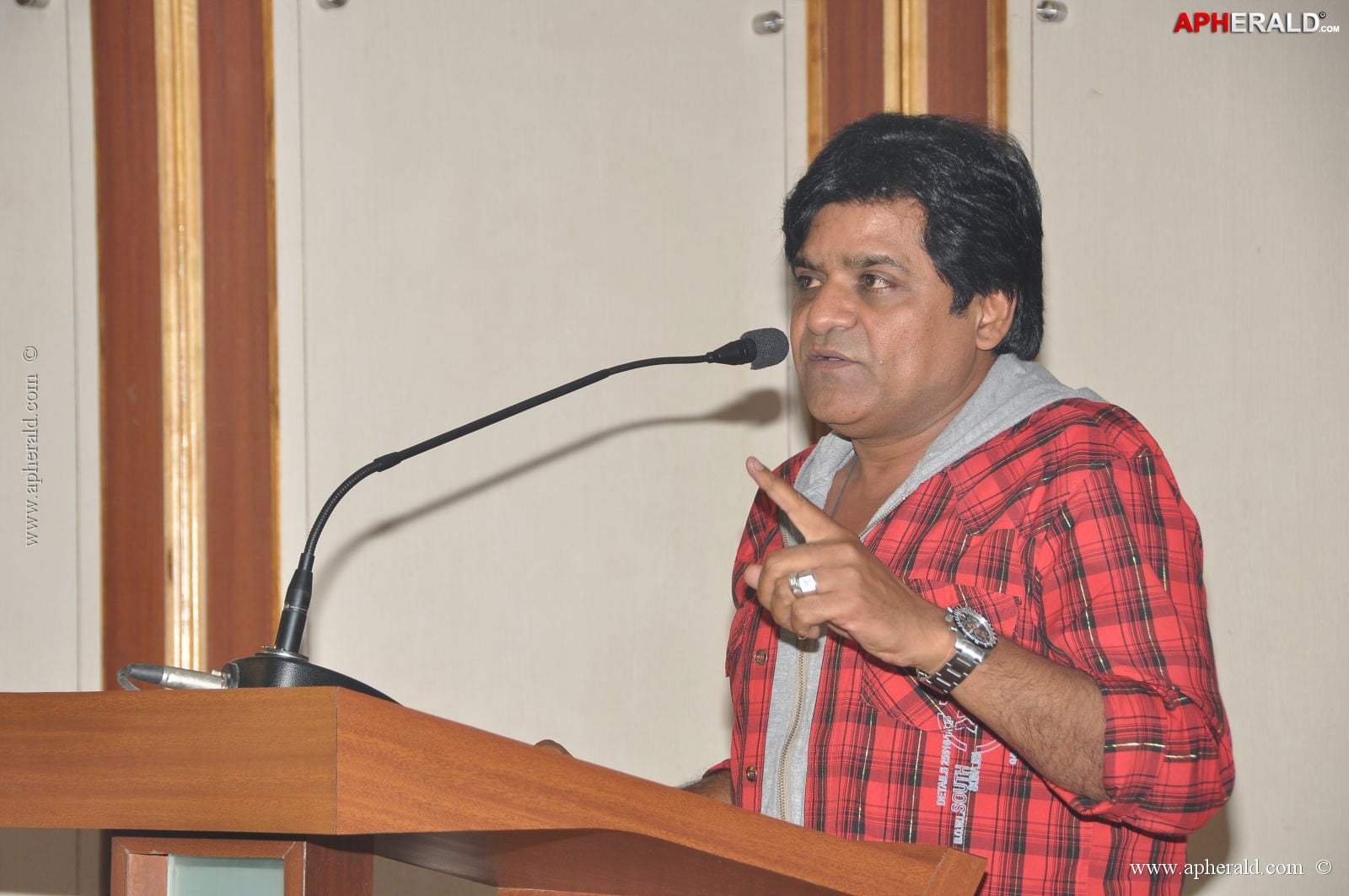 Artists association Condolences to Srihari