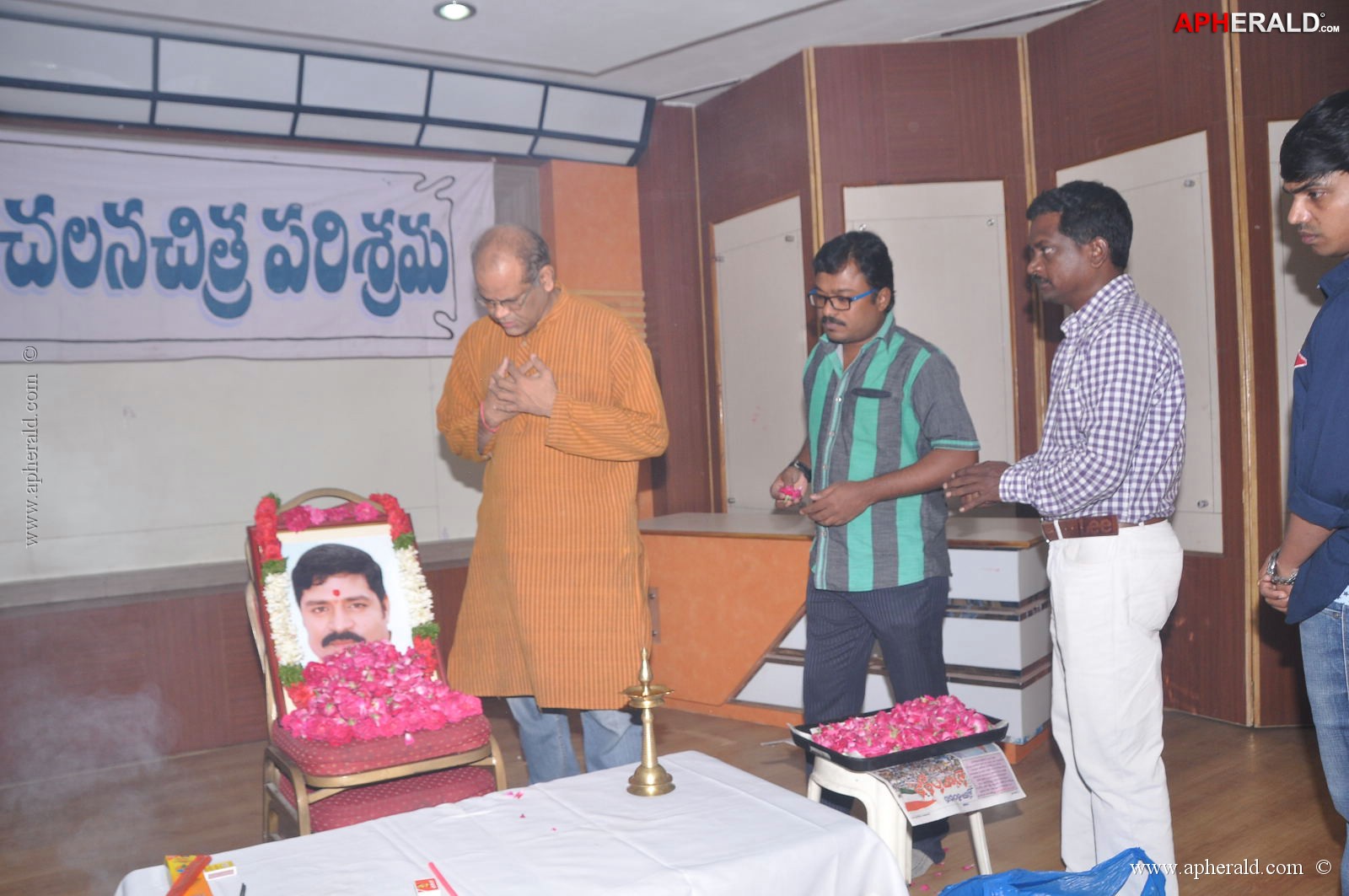 Artists association Condolences to Srihari