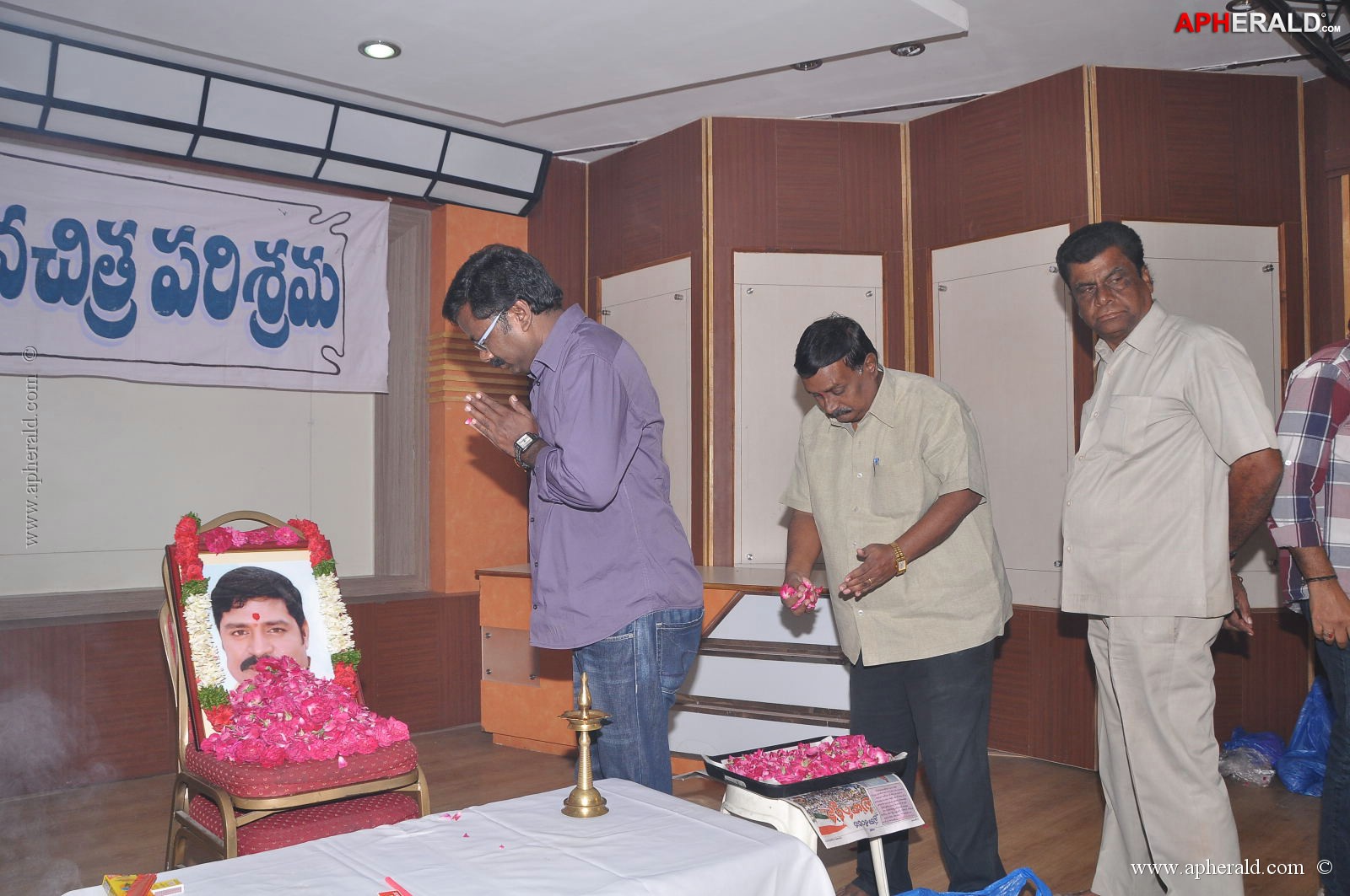Artists association Condolences to Srihari