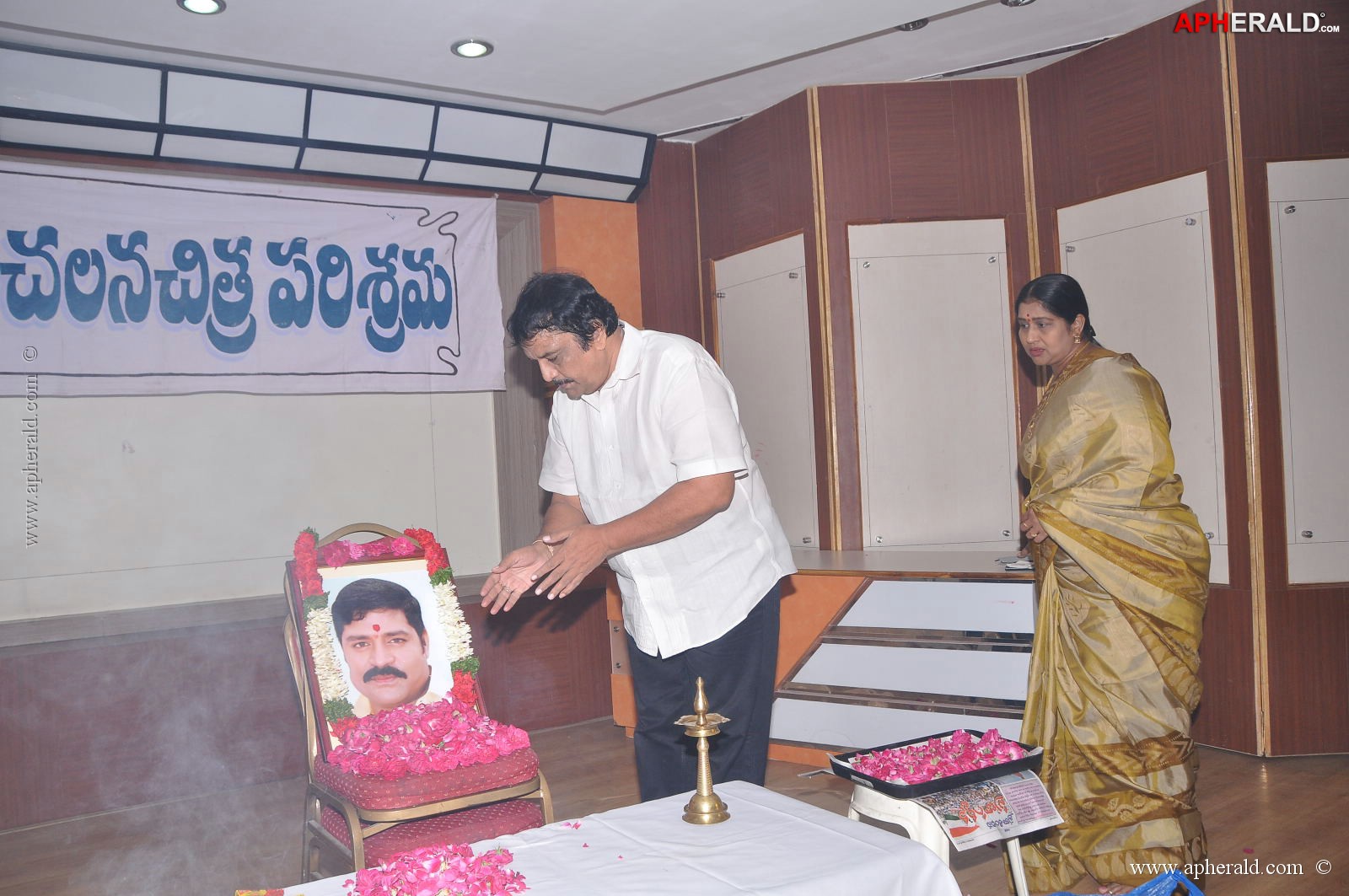 Artists association Condolences to Srihari