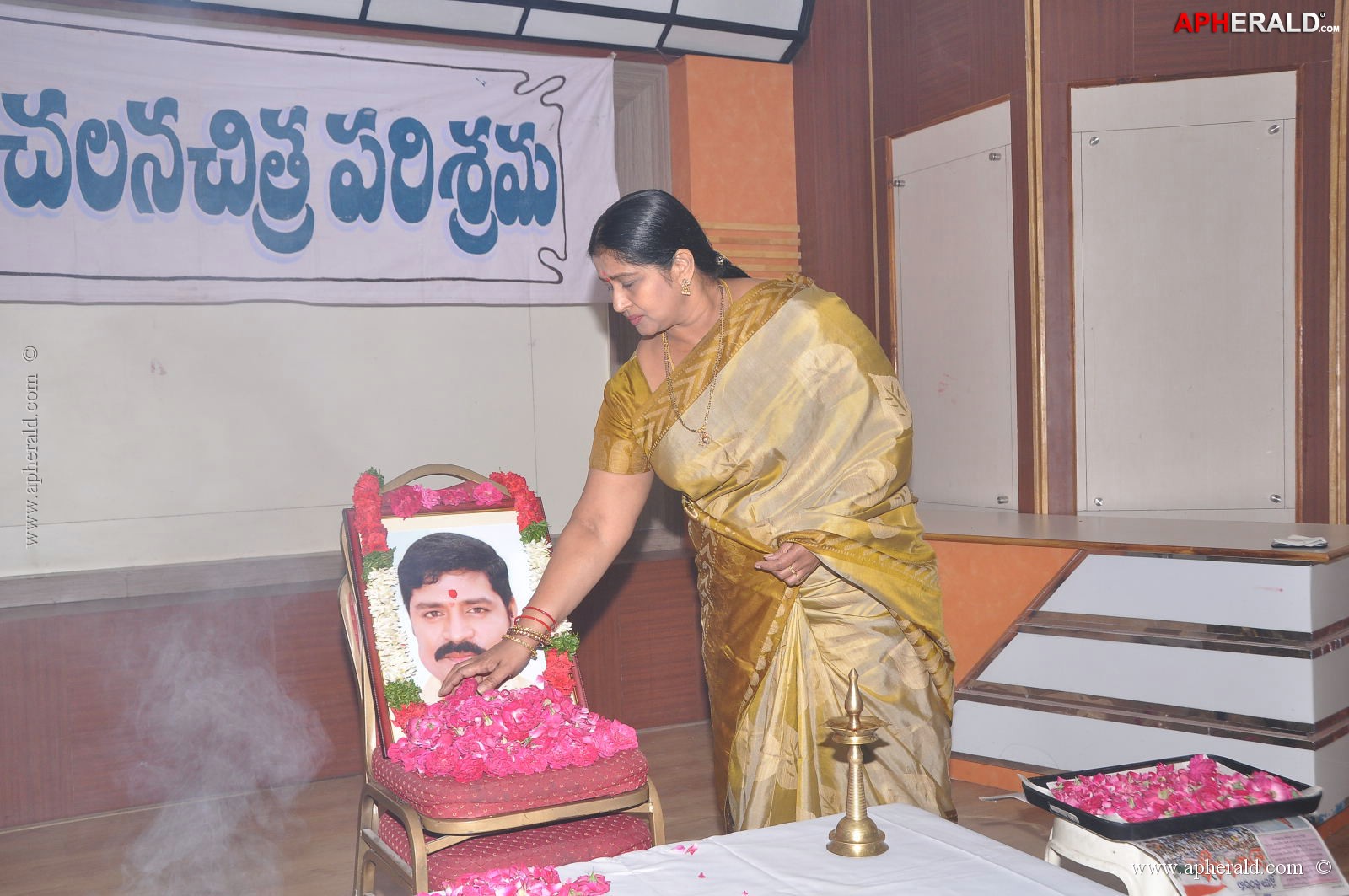 Artists association Condolences to Srihari