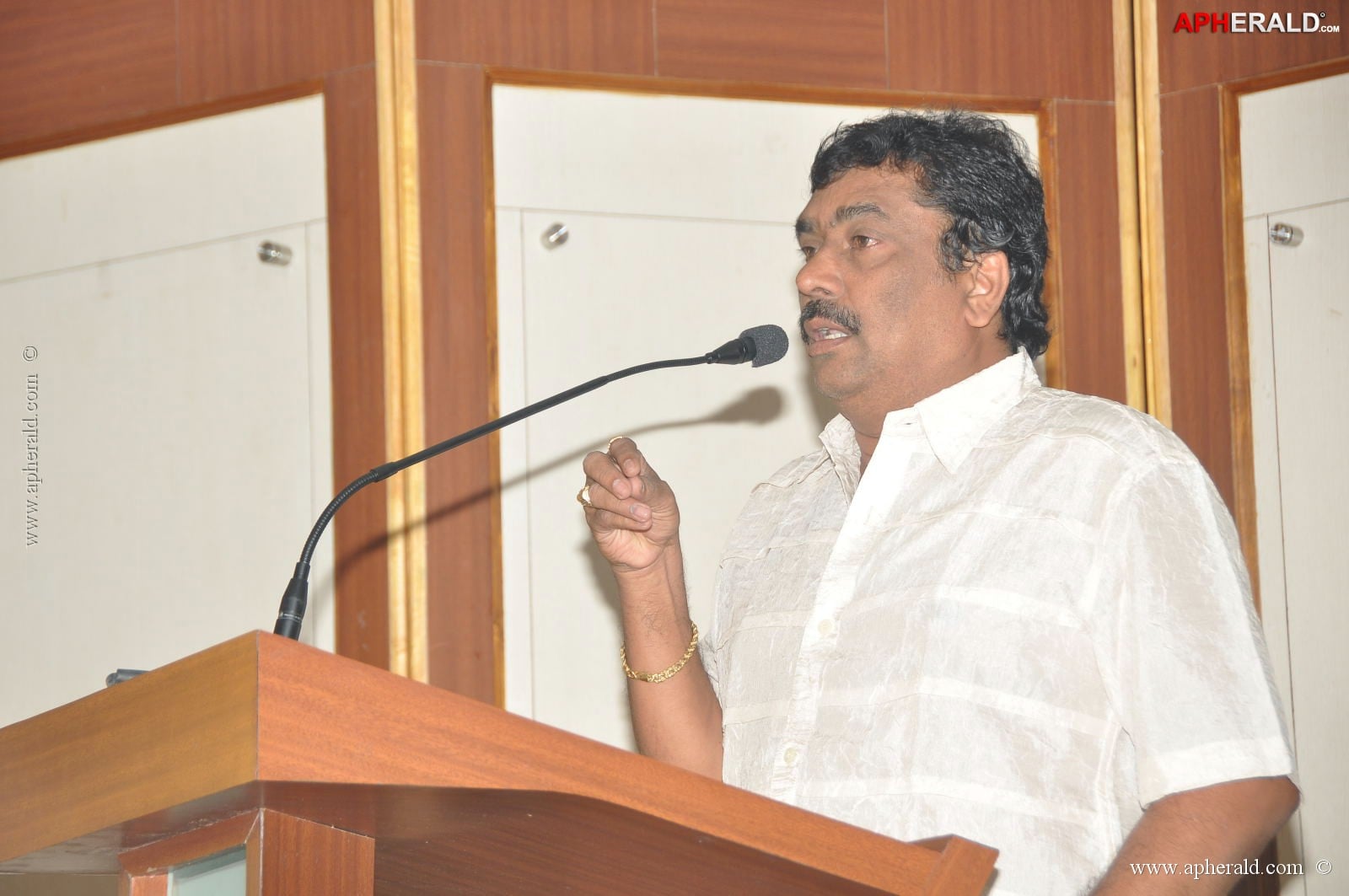 Artists association Condolences to Srihari