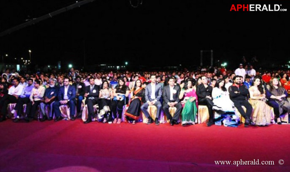 Asiavision Movie Awards 2013