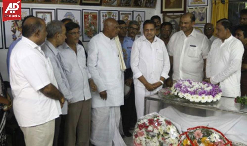 Bapu Final Rites Images