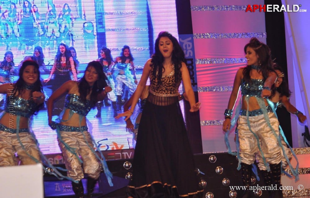 Big Telugu Entertainment Awards Pics