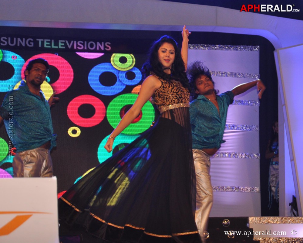 Big Telugu Entertainment Awards Pics