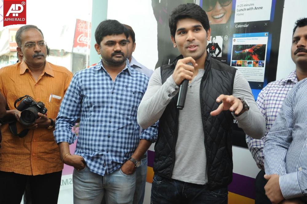 Black Berry Z10 Launch By Allu Sirish