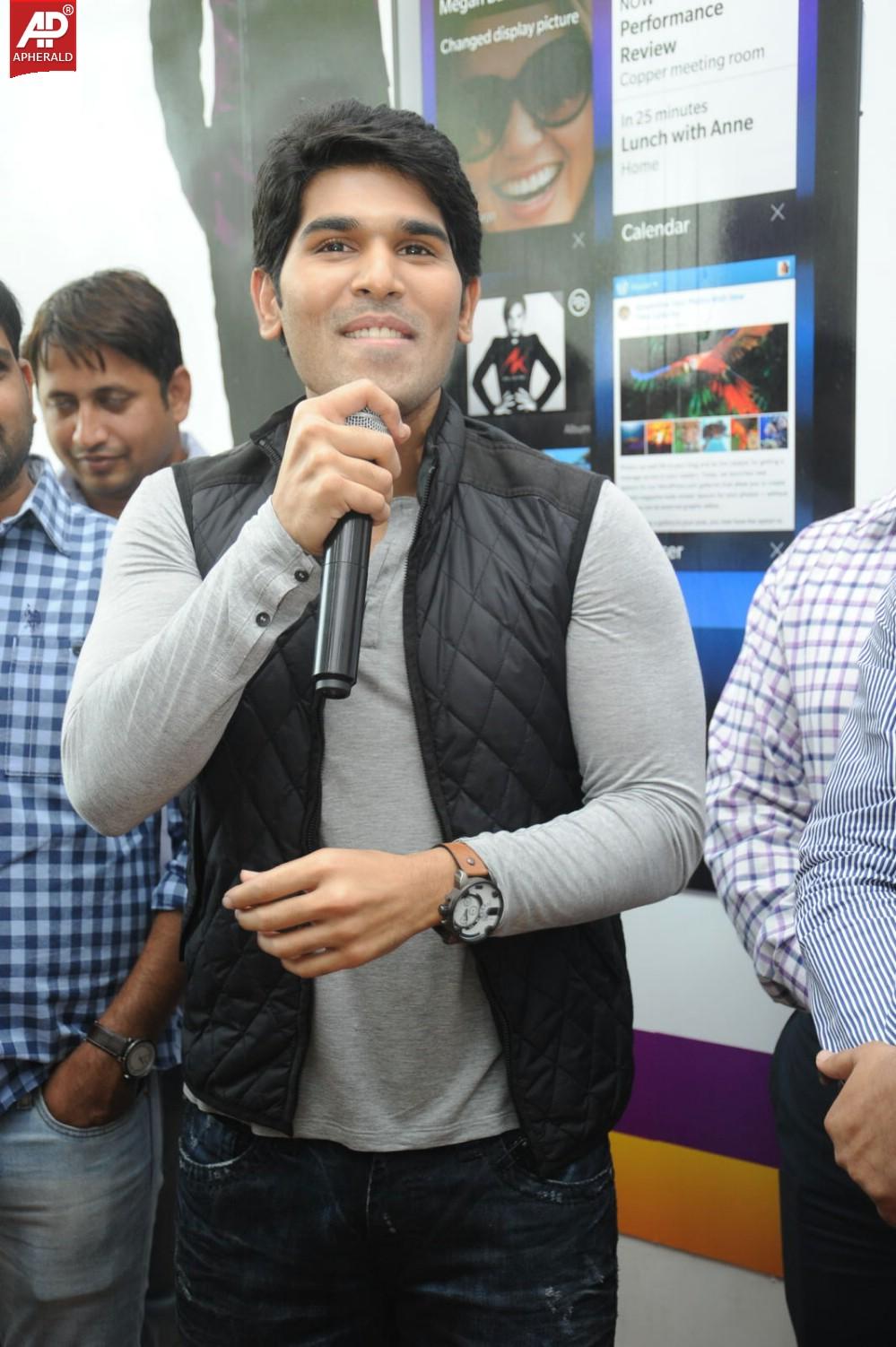 Black Berry Z10 Launch By Allu Sirish