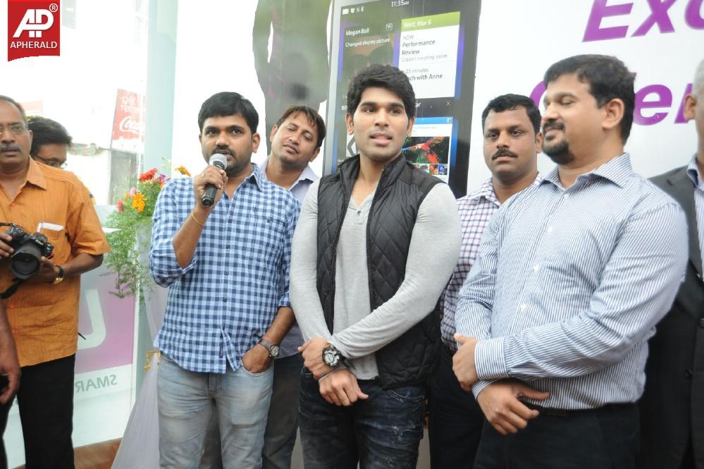 Black Berry Z10 Launch By Allu Sirish