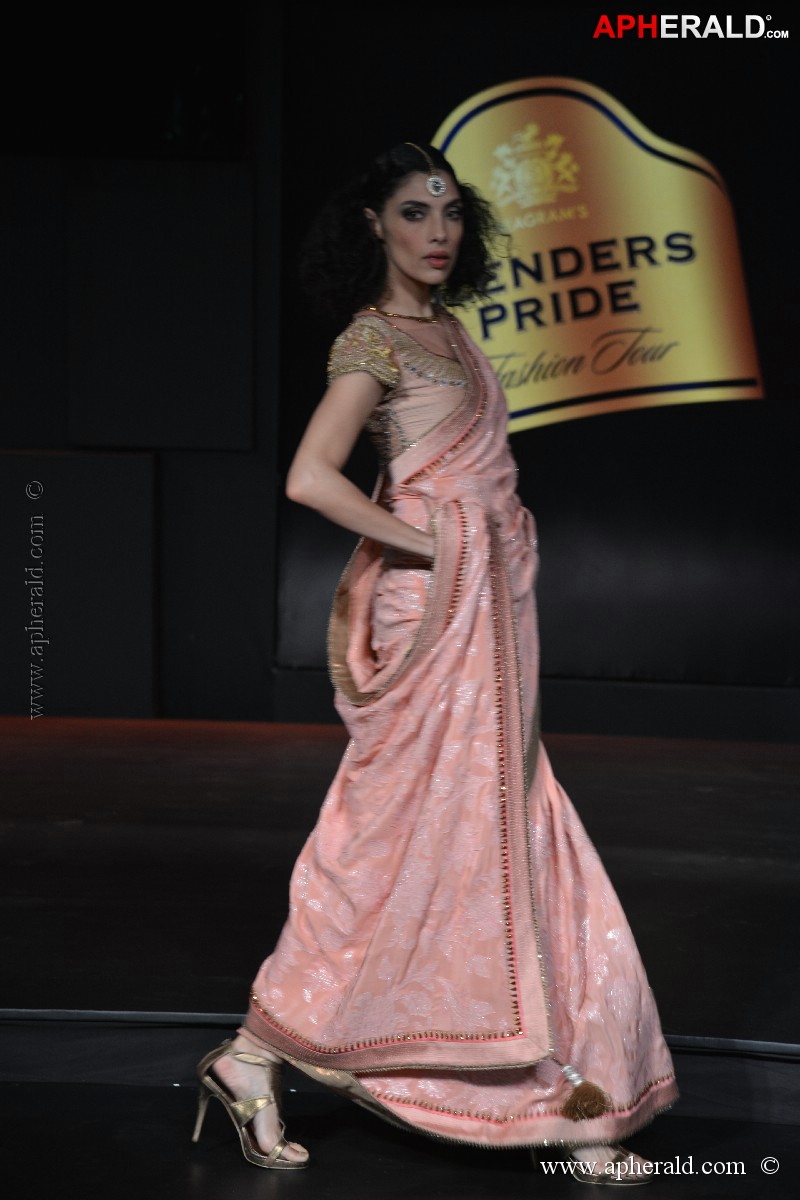 Blenders Pride Fashion Tour 2013