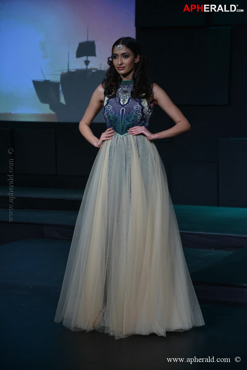 Blenders Pride Fashion Tour 2013