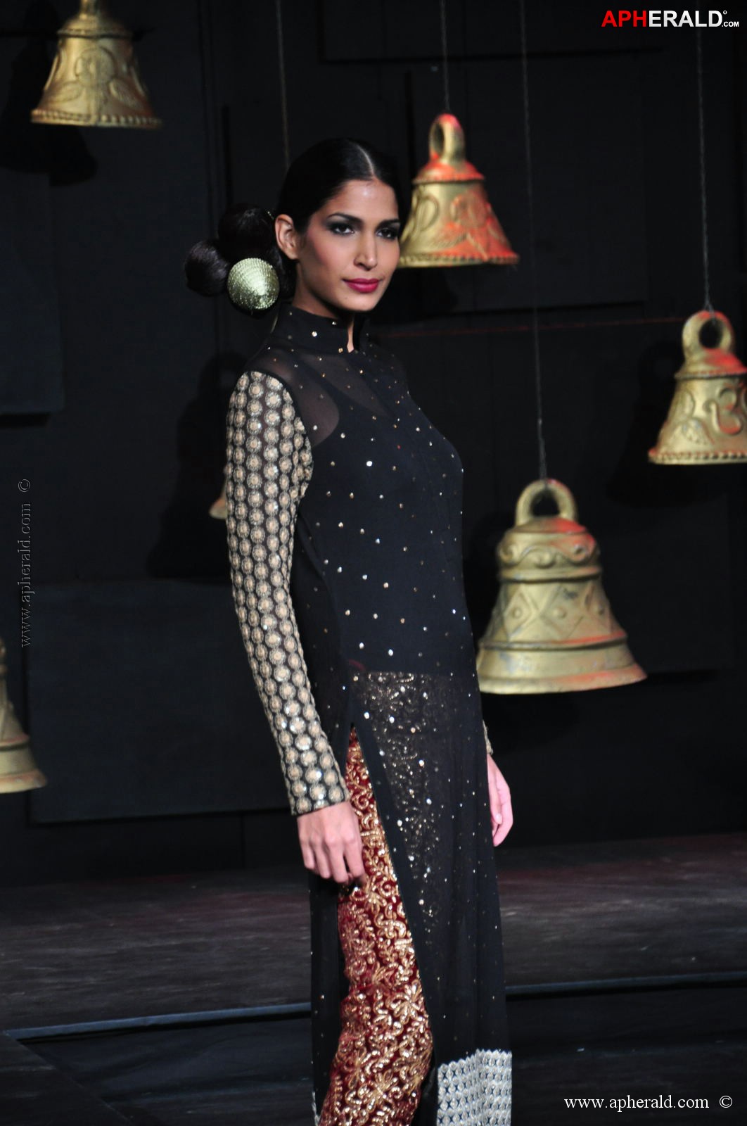 Blenders Pride Fashion Tour 2013