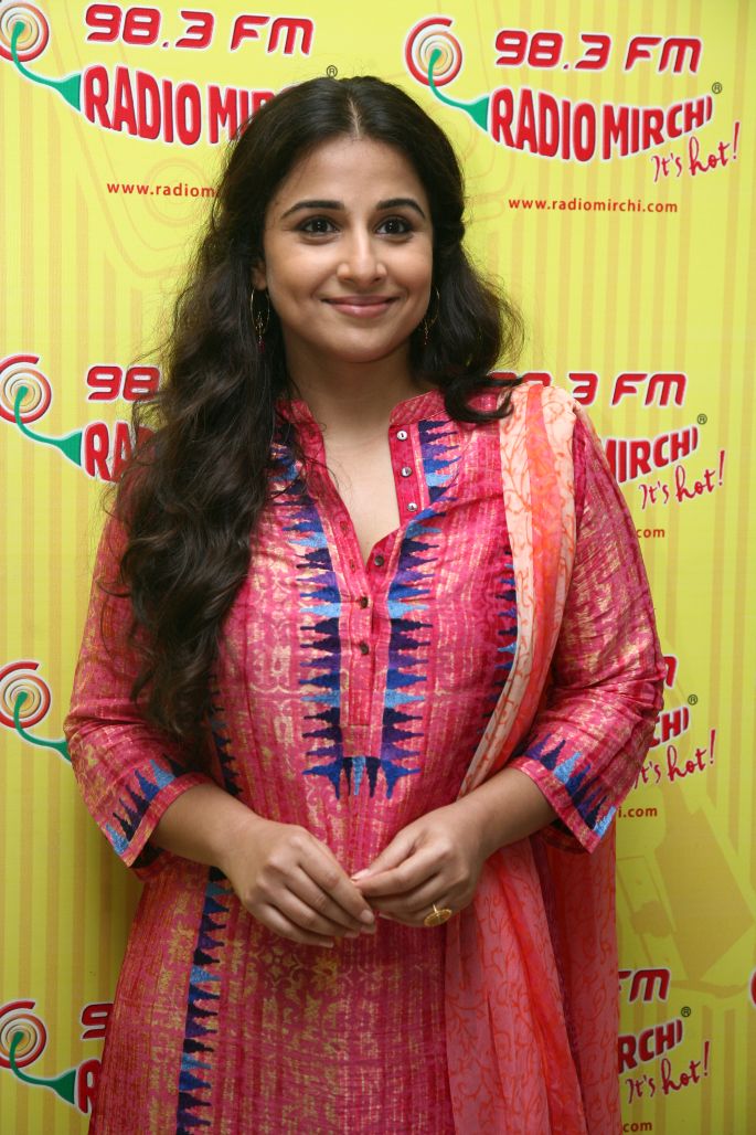 Bobby Jasoos Movie Team At Radio Mirchi FM