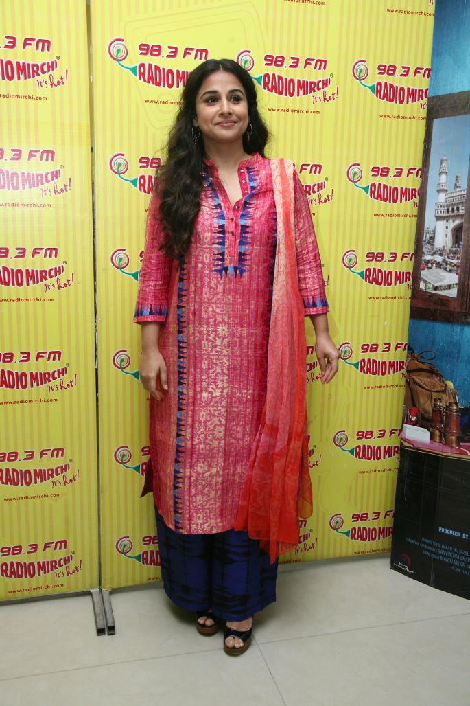 Bobby Jasoos Movie Team At Radio Mirchi FM