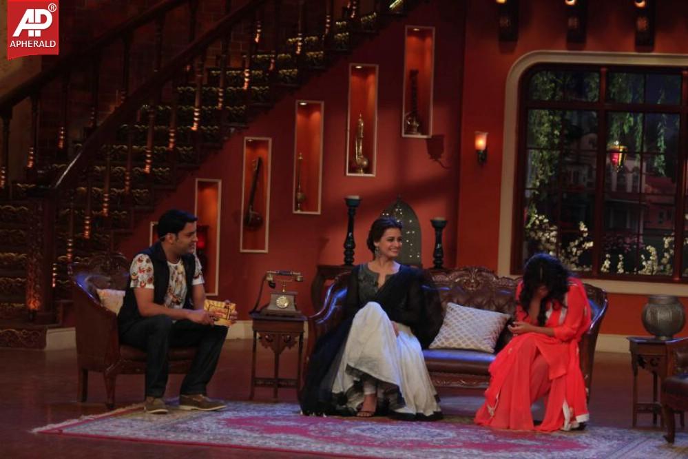 Bobby Jasoos Promotion on Comedy Nights