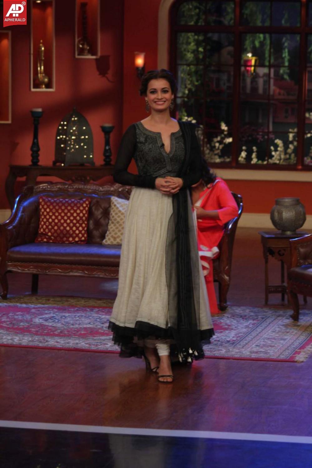 Bobby Jasoos Promotion on Comedy Nights