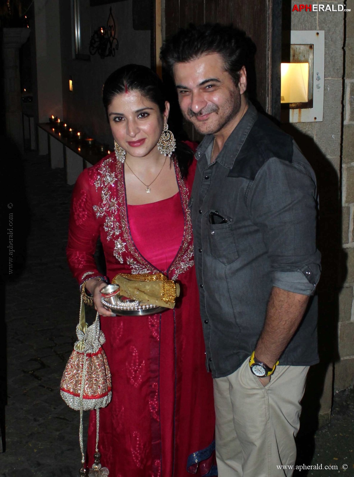 Bolly Celebs Celebrate Karwa Chauth