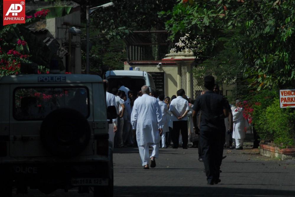 Bolly Celebs at Ravi Chopra Funeral