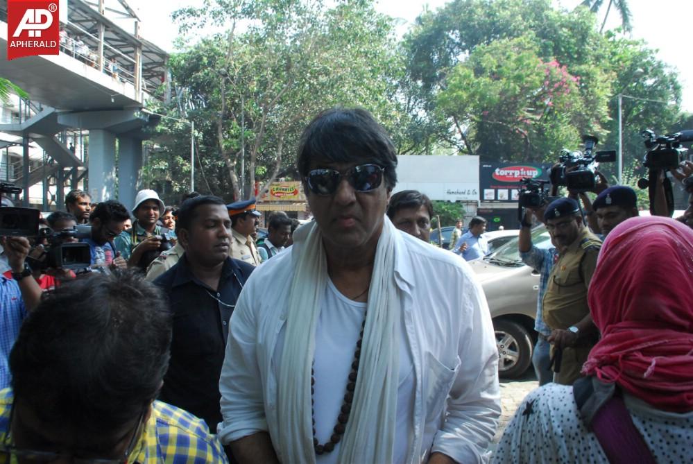 Bolly Celebs at Ravi Chopra Funeral