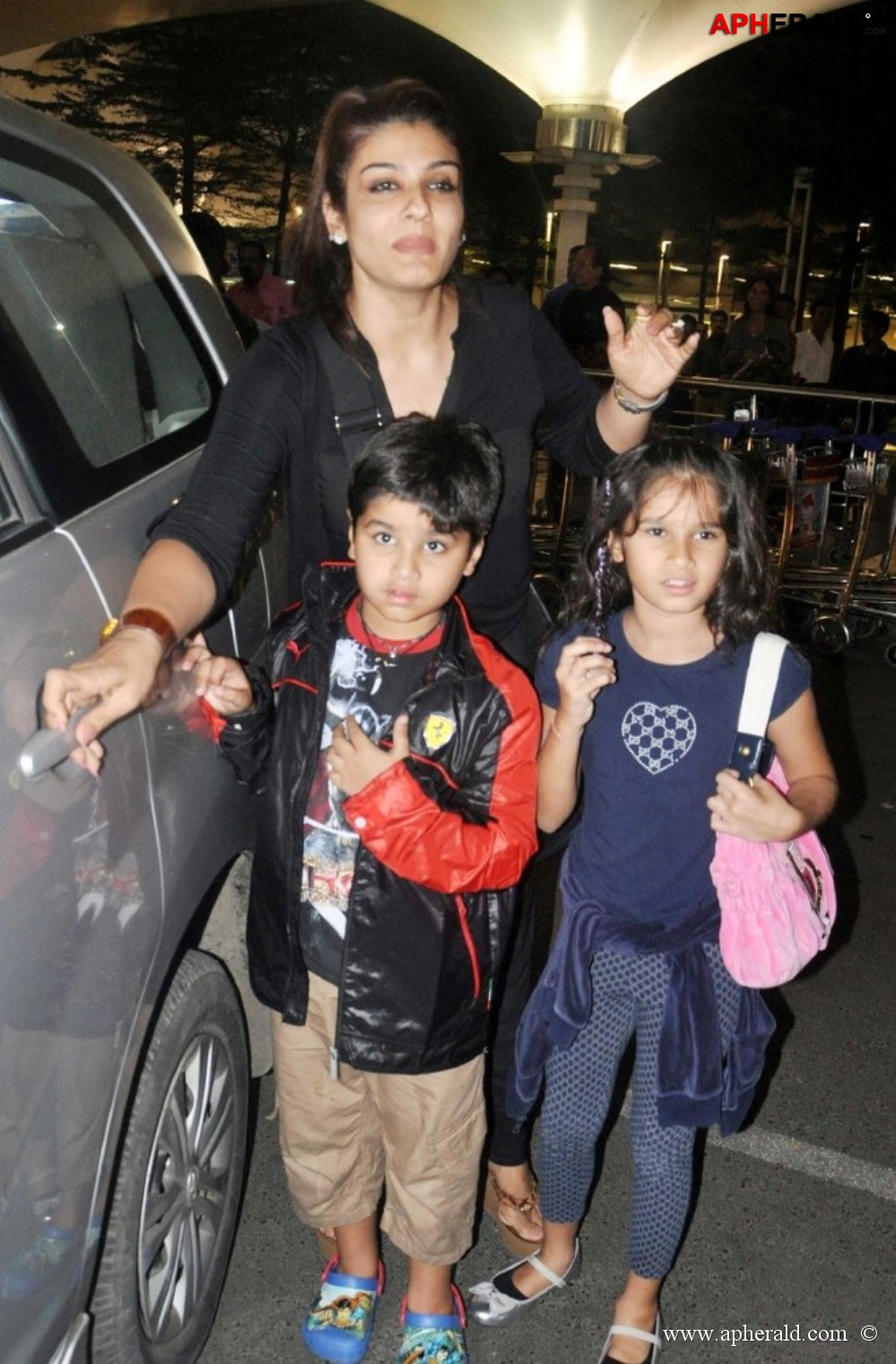 Bolly Celebs Snapped at Airport