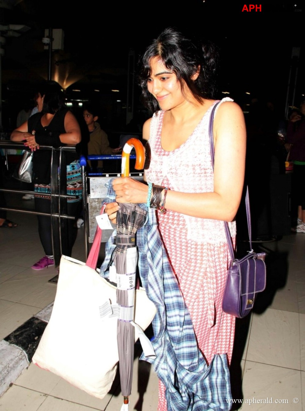 Bolly Celebs Snapped at Airport