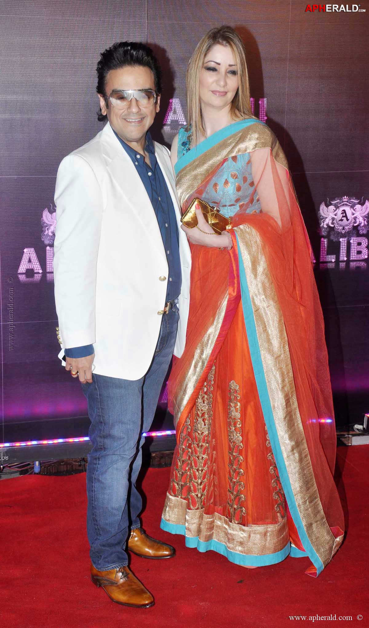 Bollywood Stars At Launch Of Club Alibi