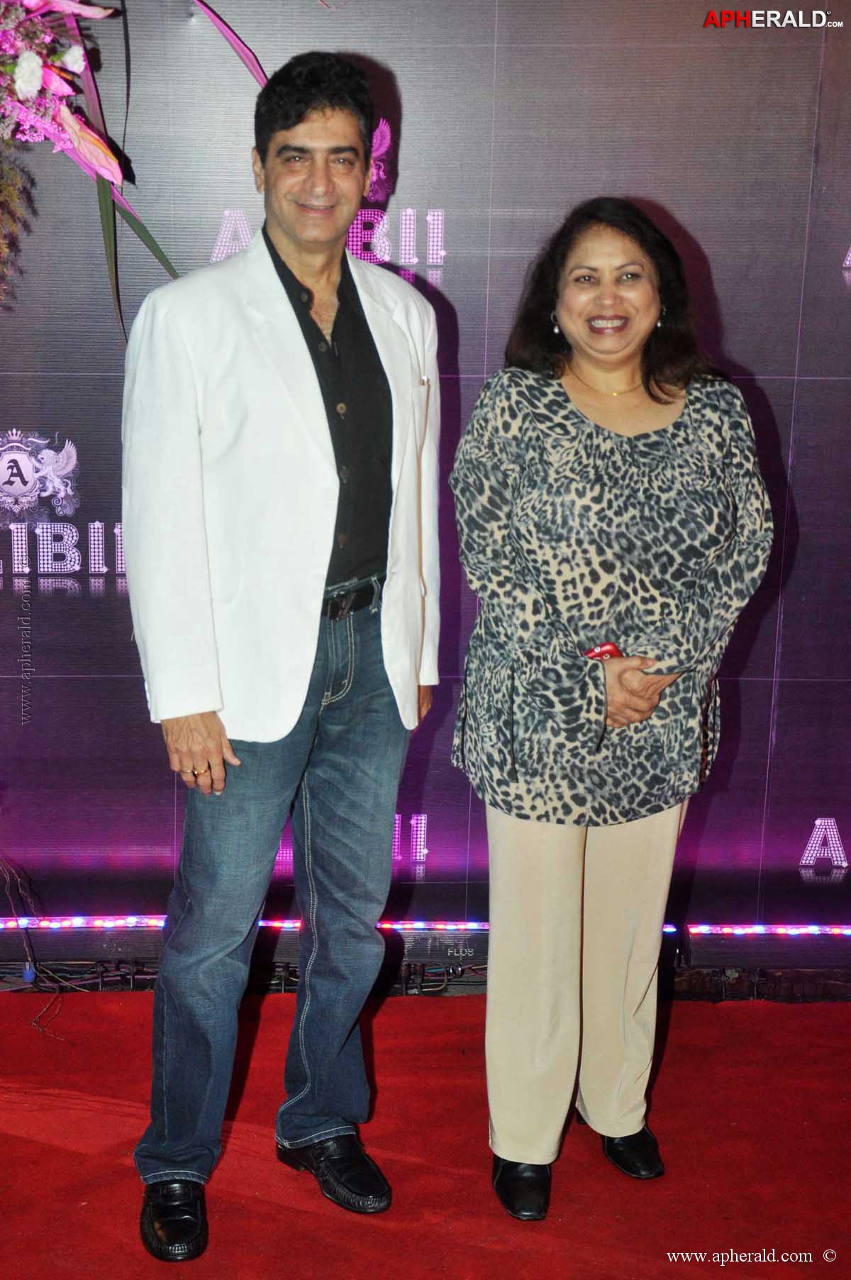 Bollywood Stars At Launch Of Club Alibi