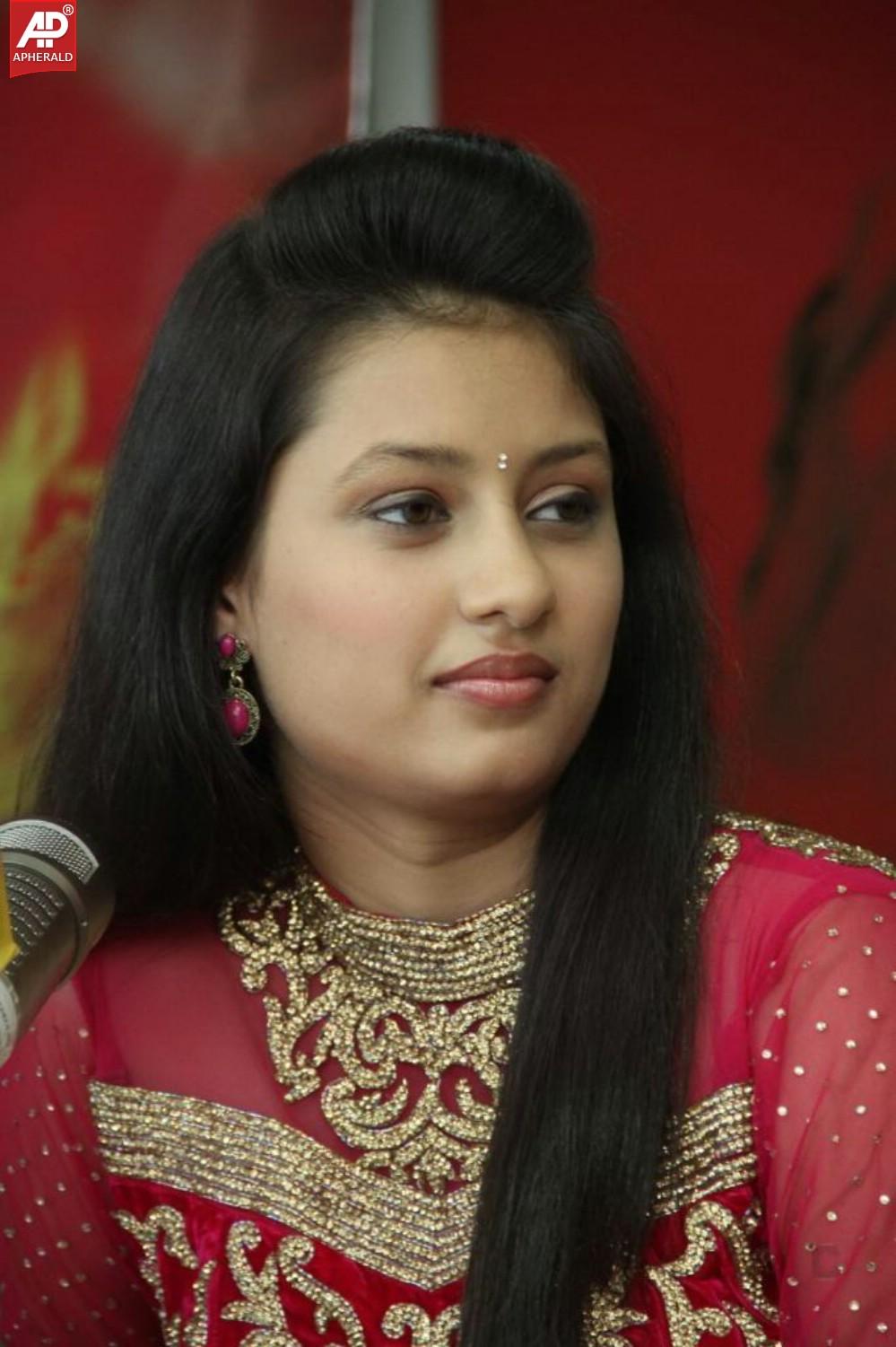 Boy Meets Girl Tholiprema Katha Team at Radio Mirchi