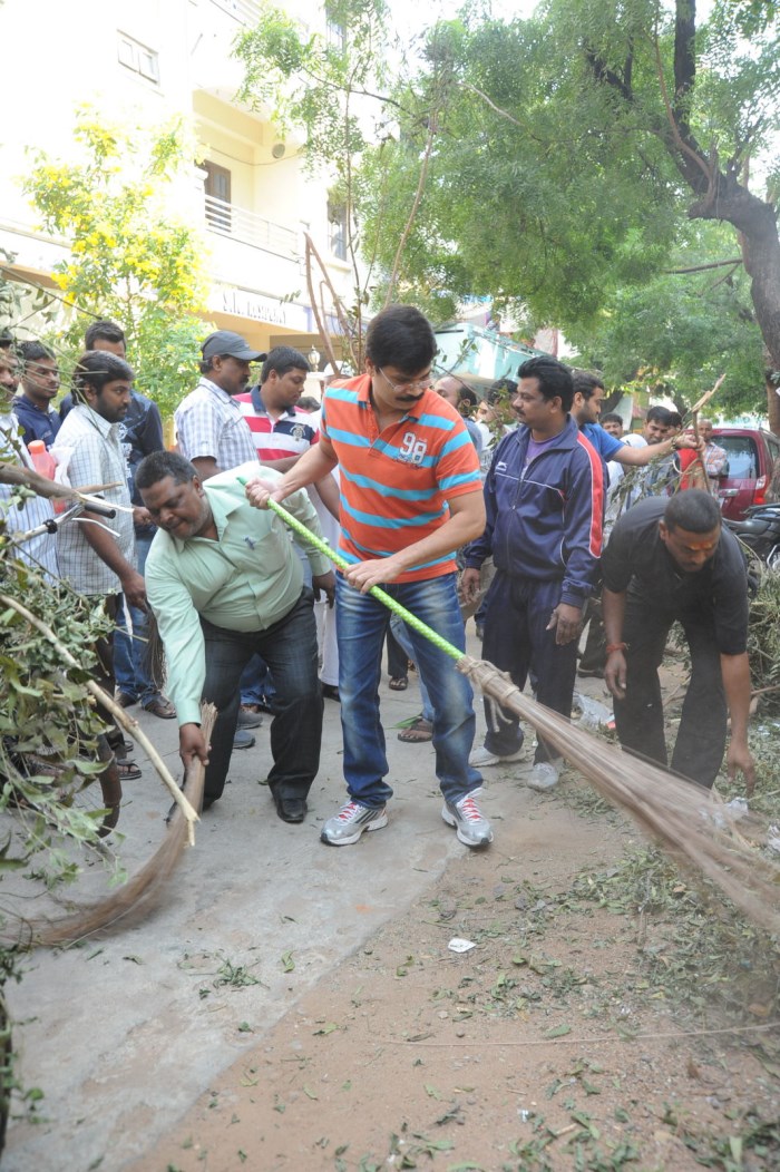 Boyapati Srinu participated in Swachh Bharat