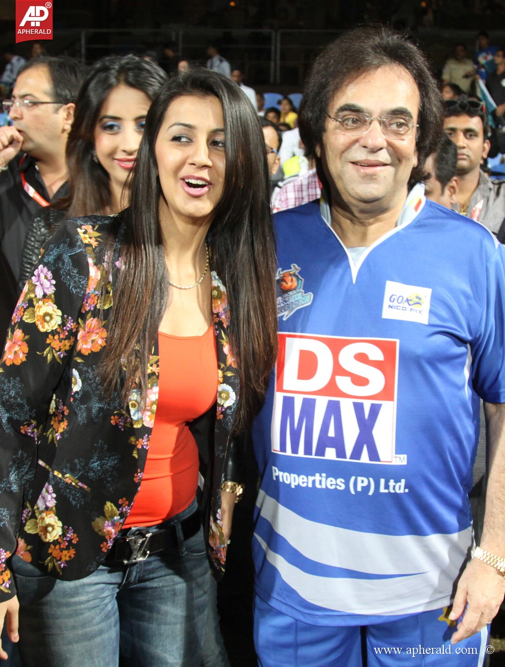 CCL 4 Karnataka Bulldozers Vs Bengal Tigers Photos