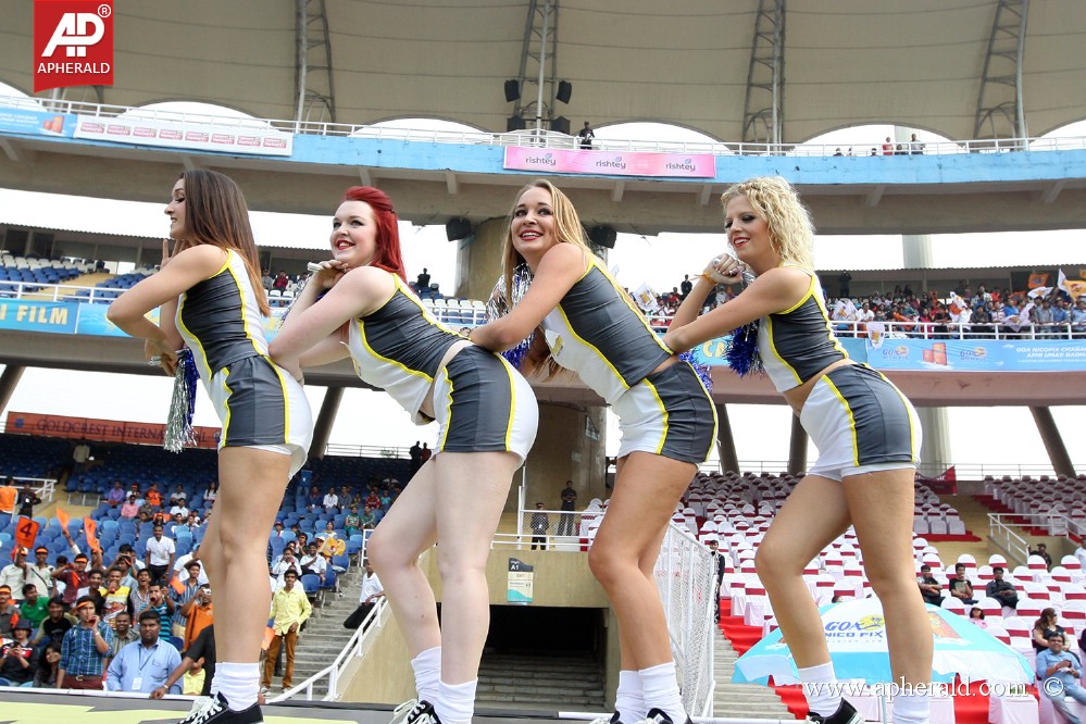 CCL 4 Mumbai Heroes Vs Chennai Rhinos Photos 1