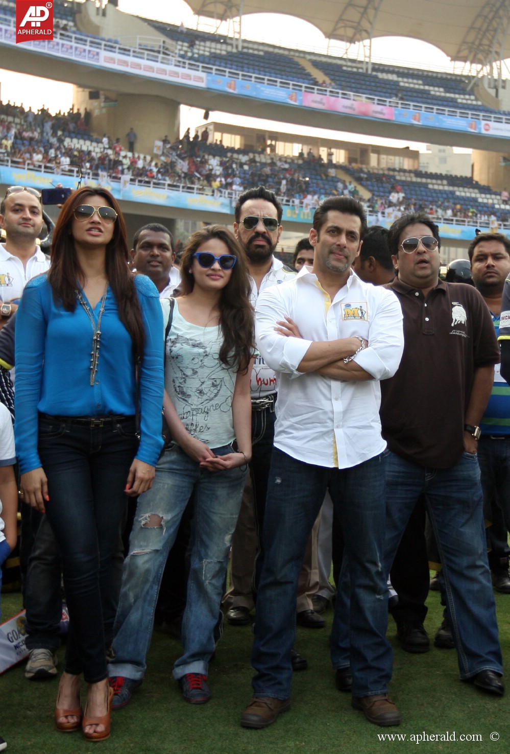 CCL 4 Mumbai Heroes Vs Chennai Rhinos Photos 1