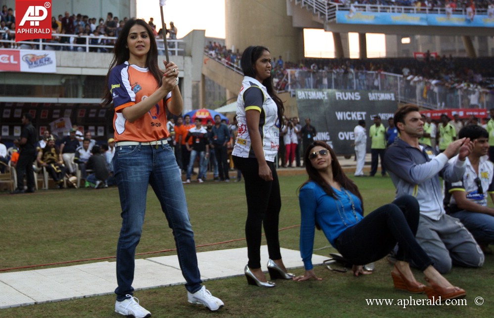 CCL 4 Mumbai Heroes Vs Chennai Rhinos Photos 1