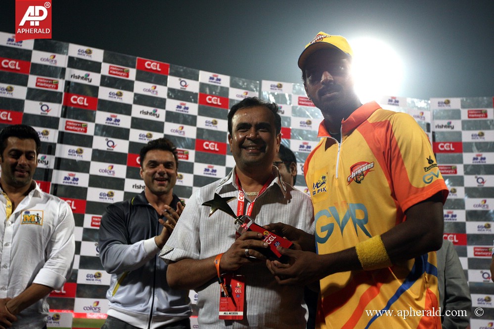 CCL 4 Mumbai Heroes Vs Chennai Rhinos Photos 1