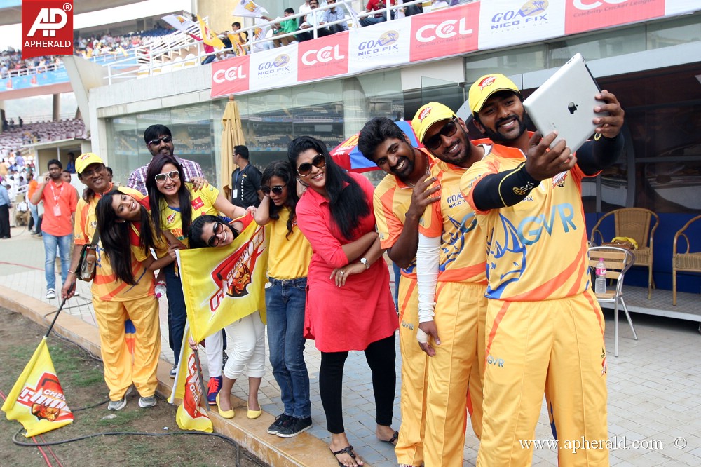CCL 4 Mumbai Heroes Vs Chennai Rhinos Photos 1