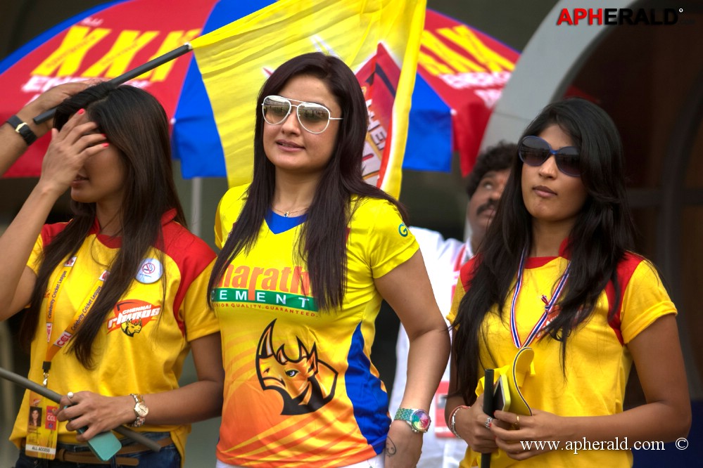 CCL 4 Mumbai Heroes Vs Chennai Rhinos Photos