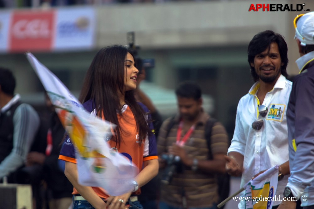 CCL 4 Mumbai Heroes Vs Chennai Rhinos Photos