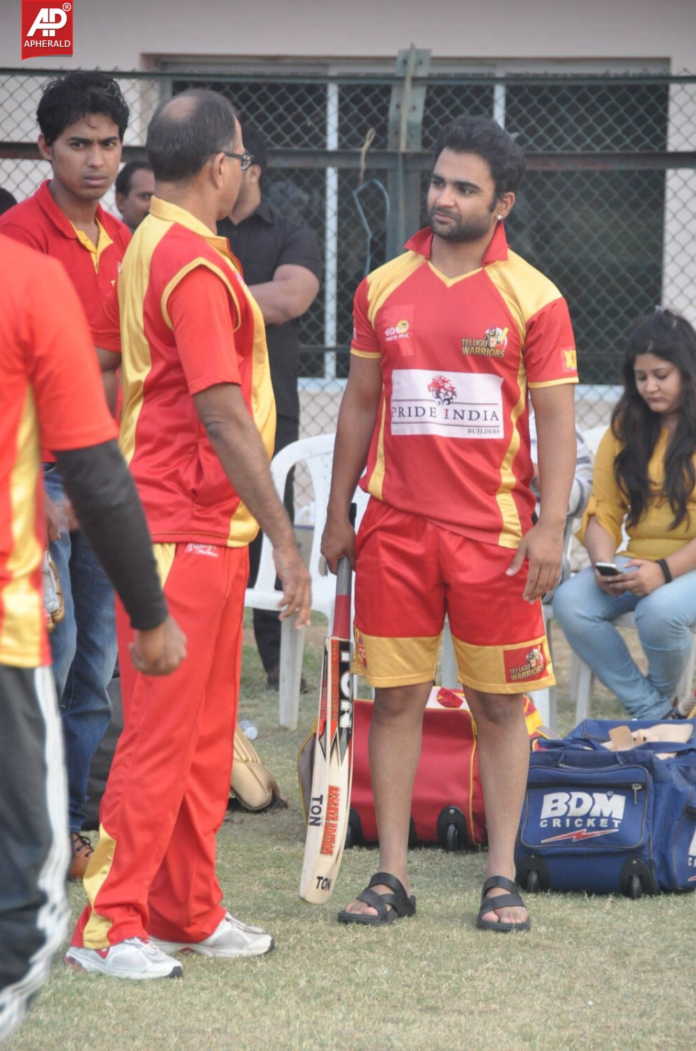CCL 4 Telugu warriors match practice Pics