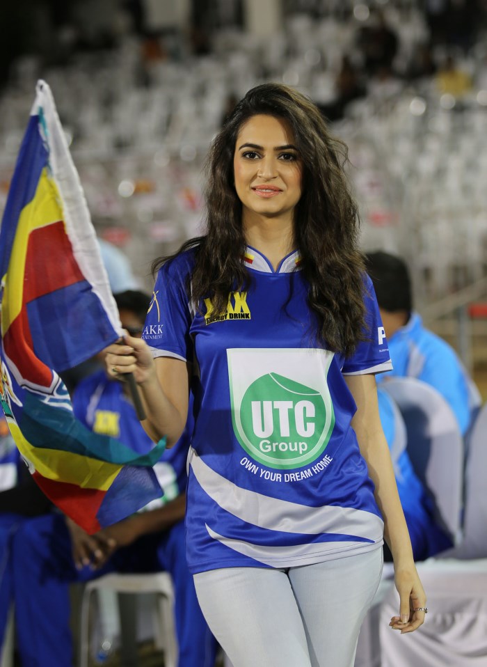 CCL 5  Karnataka Bulldozers Vs Bhojpuri Dabanggs Match