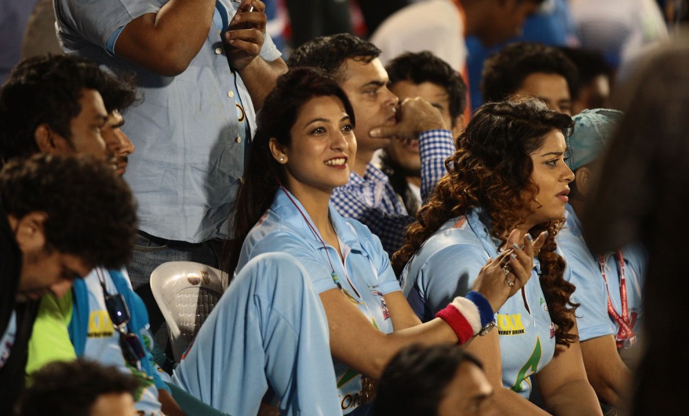 CCL 5  Karnataka Bulldozers Vs Bhojpuri Dabanggs Match