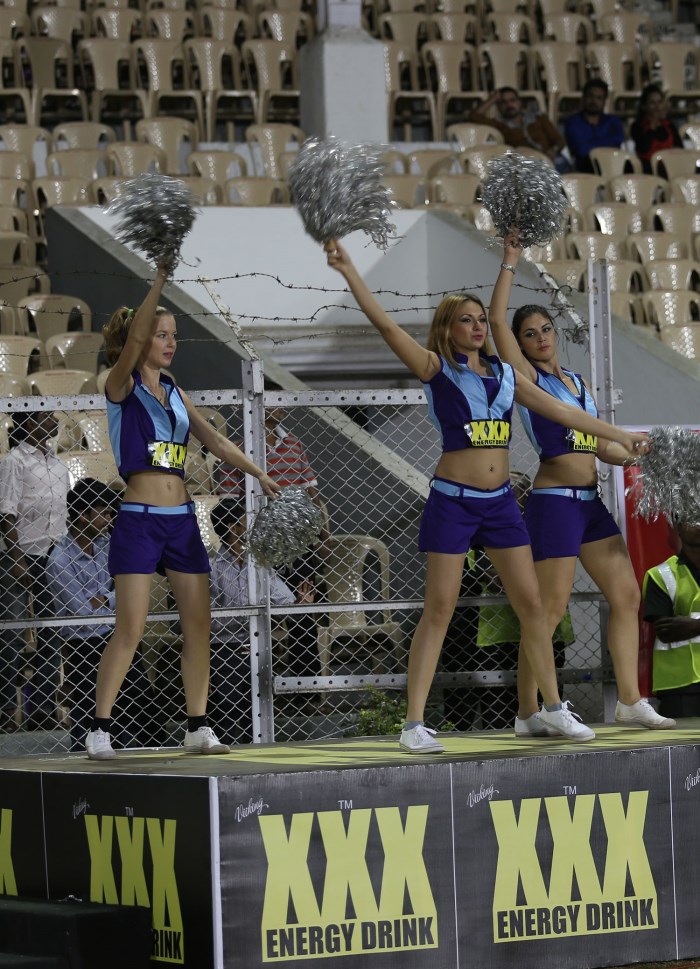 CCL 5  Karnataka Bulldozers Vs Bhojpuri Dabanggs Match