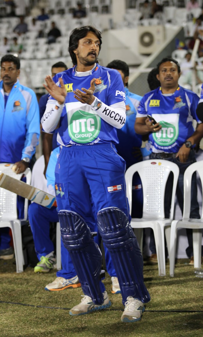 CCL 5  Karnataka Bulldozers Vs Bhojpuri Dabanggs Match